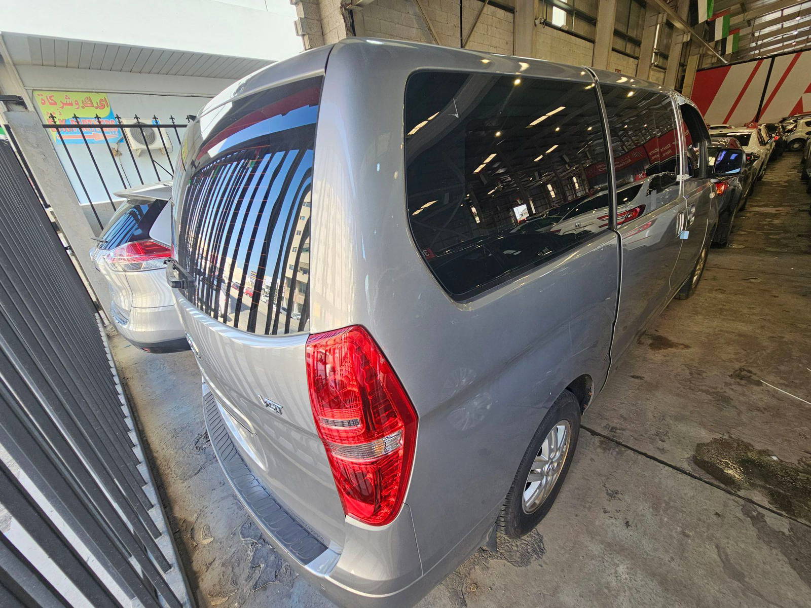 HYUNDAI GRAND STAREX 2016 - Marhaba Auction Used Cars - Image 5