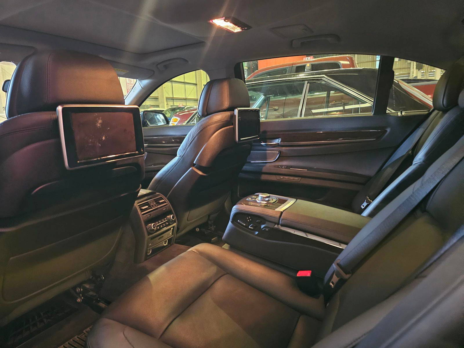 BMW 7 SERIES 750LI 2013 - Marhaba Auction Used Cars - Image 7