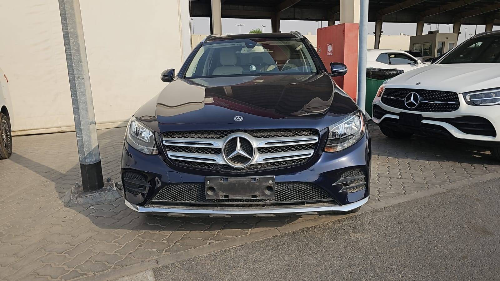 MERCEDES BENZ GLC-300 2018 view 2