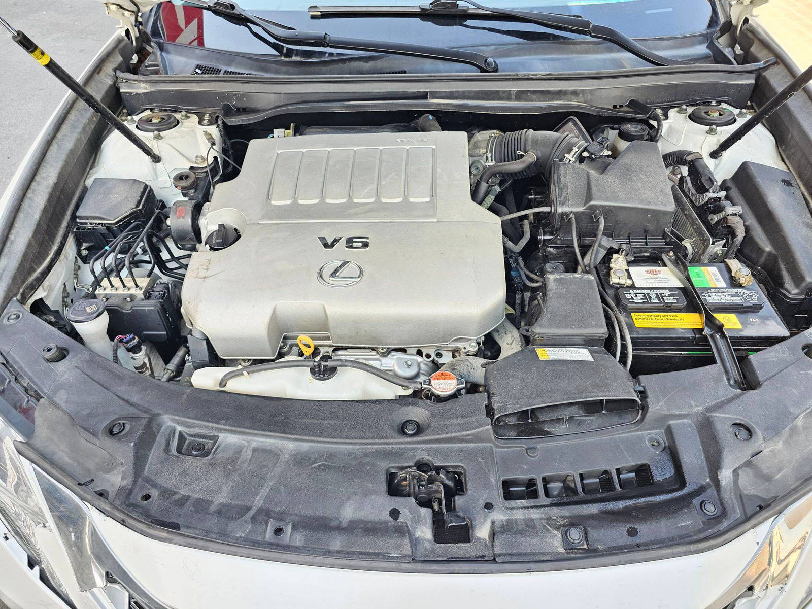 2016 LEXUS ES 350 — 110078 Miles — Lot 2229105 — Souq - Marhaba Auctions Used Cars - Image 11
