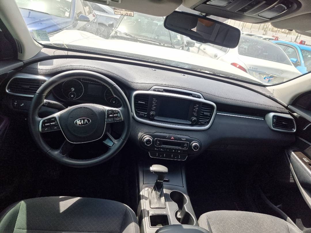 KIA SORENTO 2019 - Marhaba Auction Used Cars - Image 8