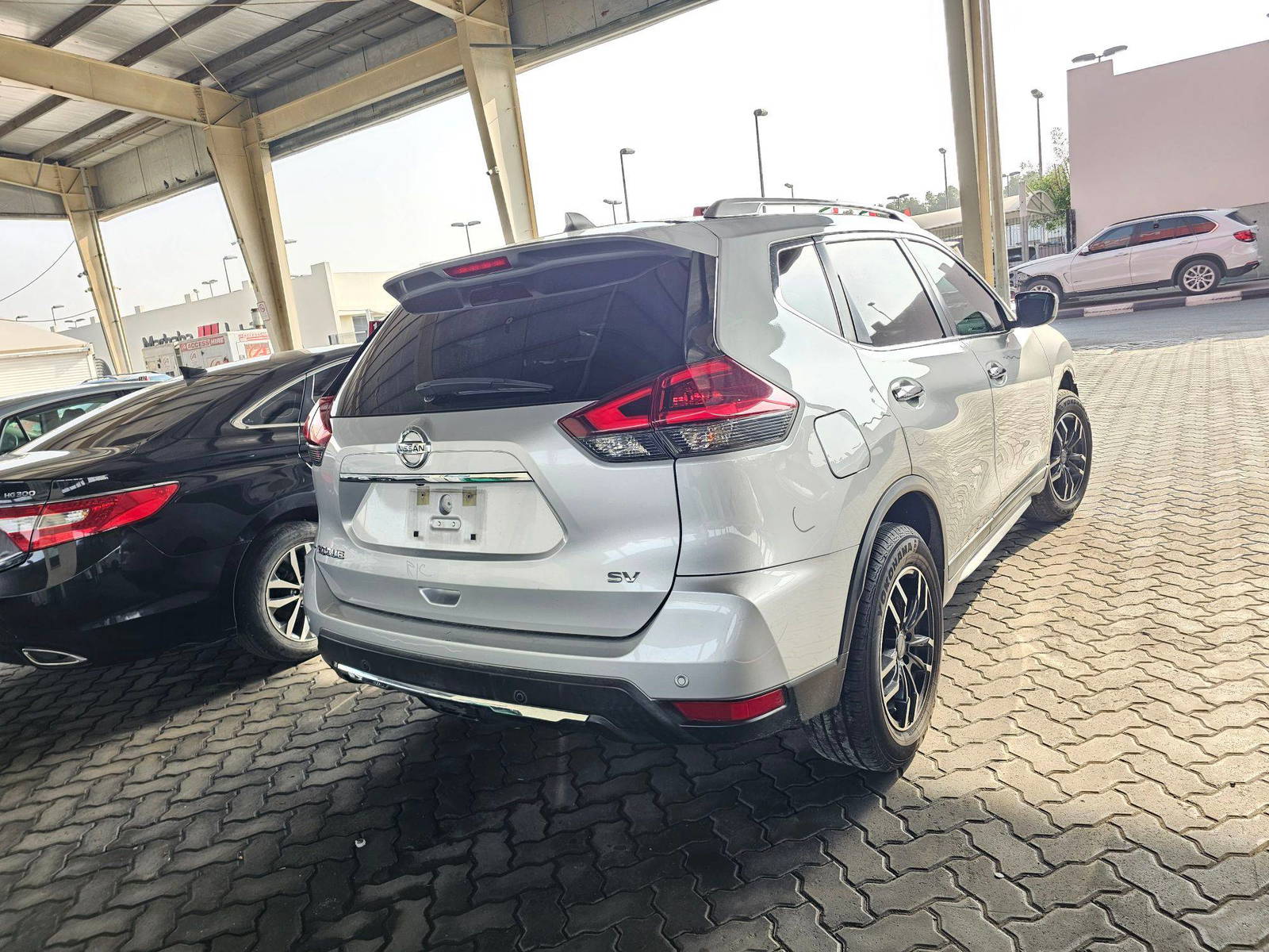2019 NISSAN ROGUE — 140076 Miles — Lot 5KP517820 — Souq - Marhaba Auctions Used Cars - Image 3