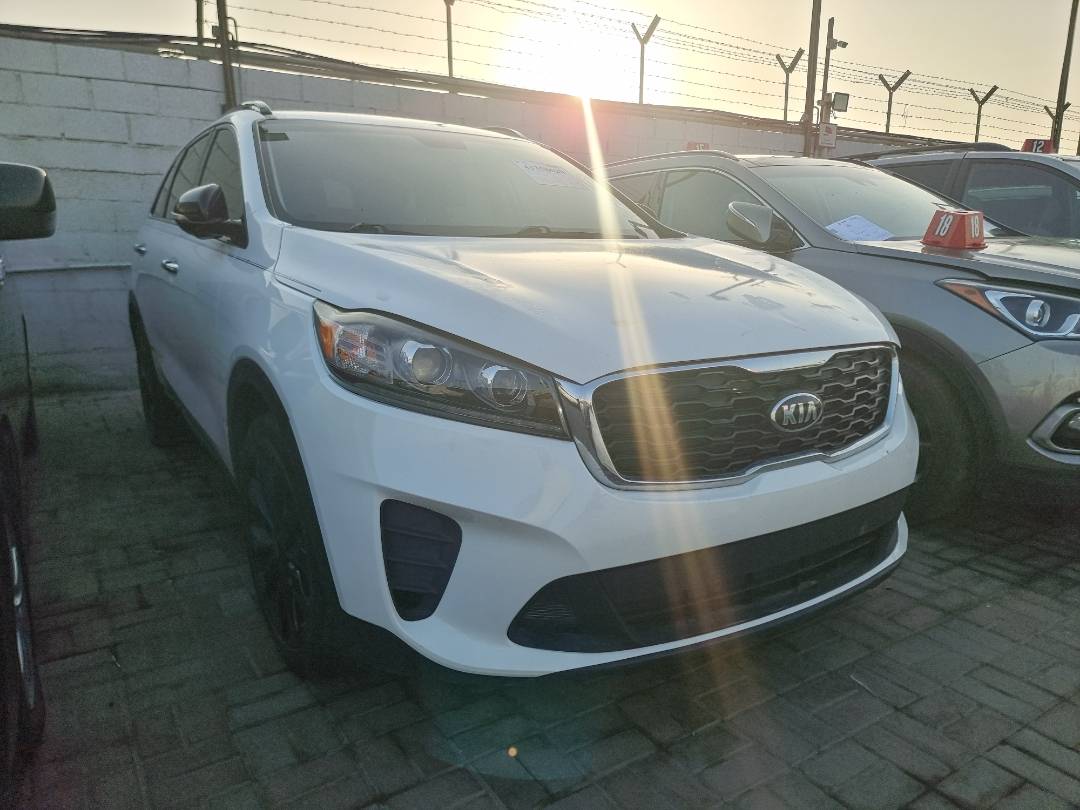2019 KIA SORENTO — 105948 Miles — Lot 601463 — Ind. 12 - Marhaba Auctions Used Cars - Image 4