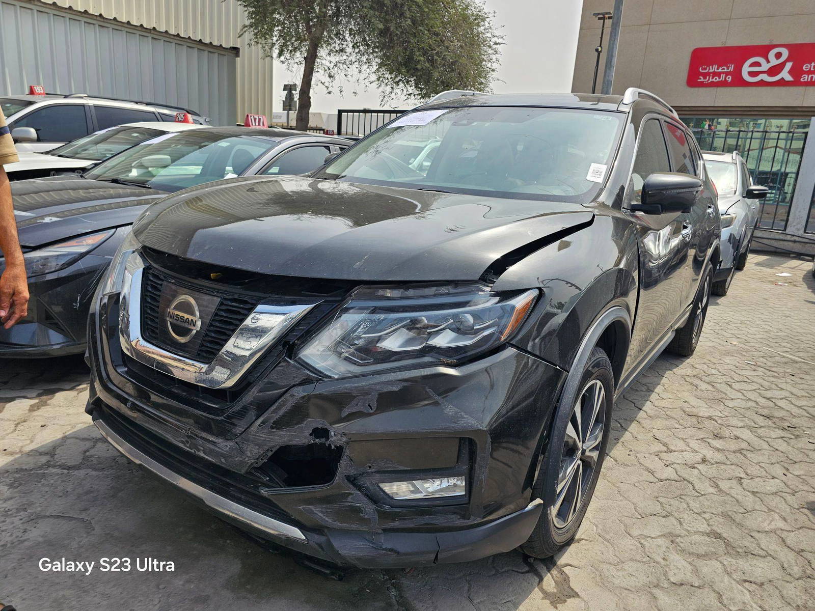 2017 NISSAN ROGUE — 185652 Miles — Lot HW021383 — Ind. 12 - Marhaba Auctions Used Cars - Image 3