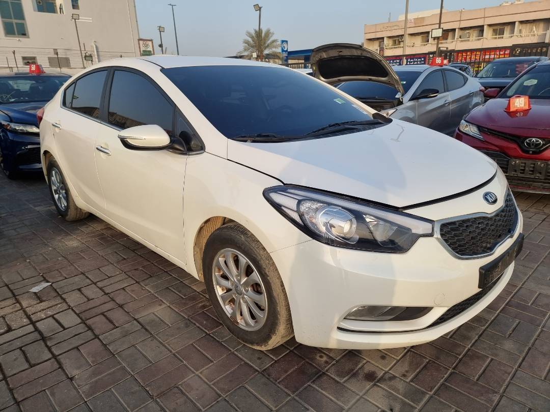 2015 KIA K3 — 149333 KM — Lot 214587 — Souq - Marhaba Auctions Used Cars - Image 3