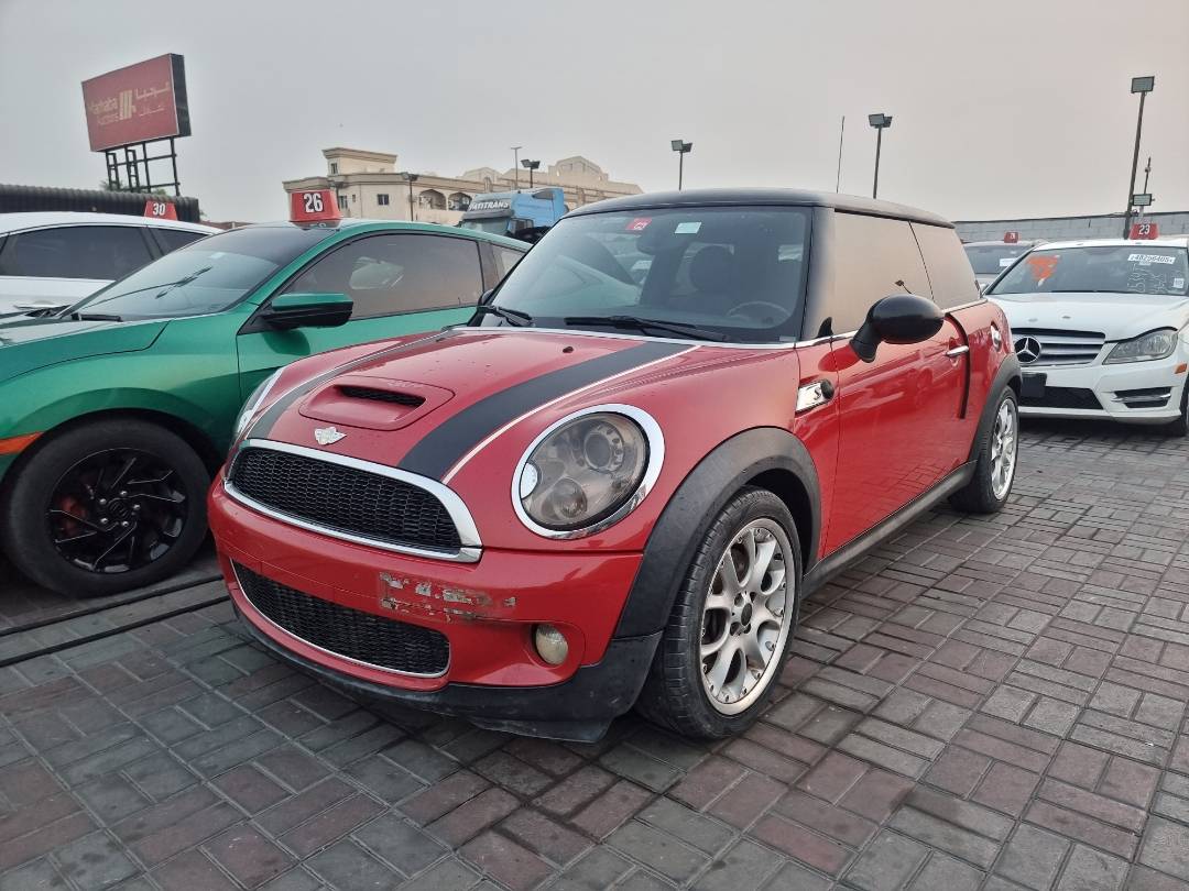 2011 MINI COOPER — 164686 KM — Lot 1204587 — Ind. 12 - Marhaba Auctions Used Cars - Image 4