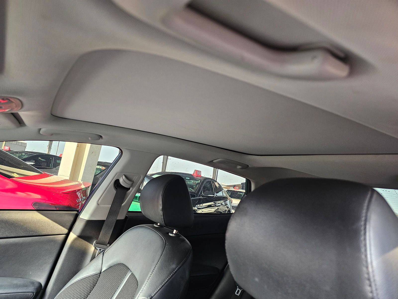2019 KIA OPTIMA — 76540 Miles — Lot 8KG315021 — Souq - Marhaba Auctions Used Cars - Image 8