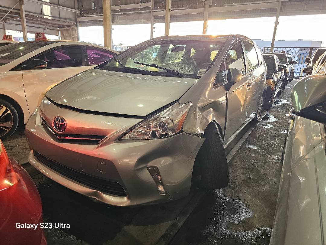 2012 TOYOTA PRIUS V — 213298 Miles — Lot 66930115 — Main - Marhaba Auctions Used Cars - Image 3