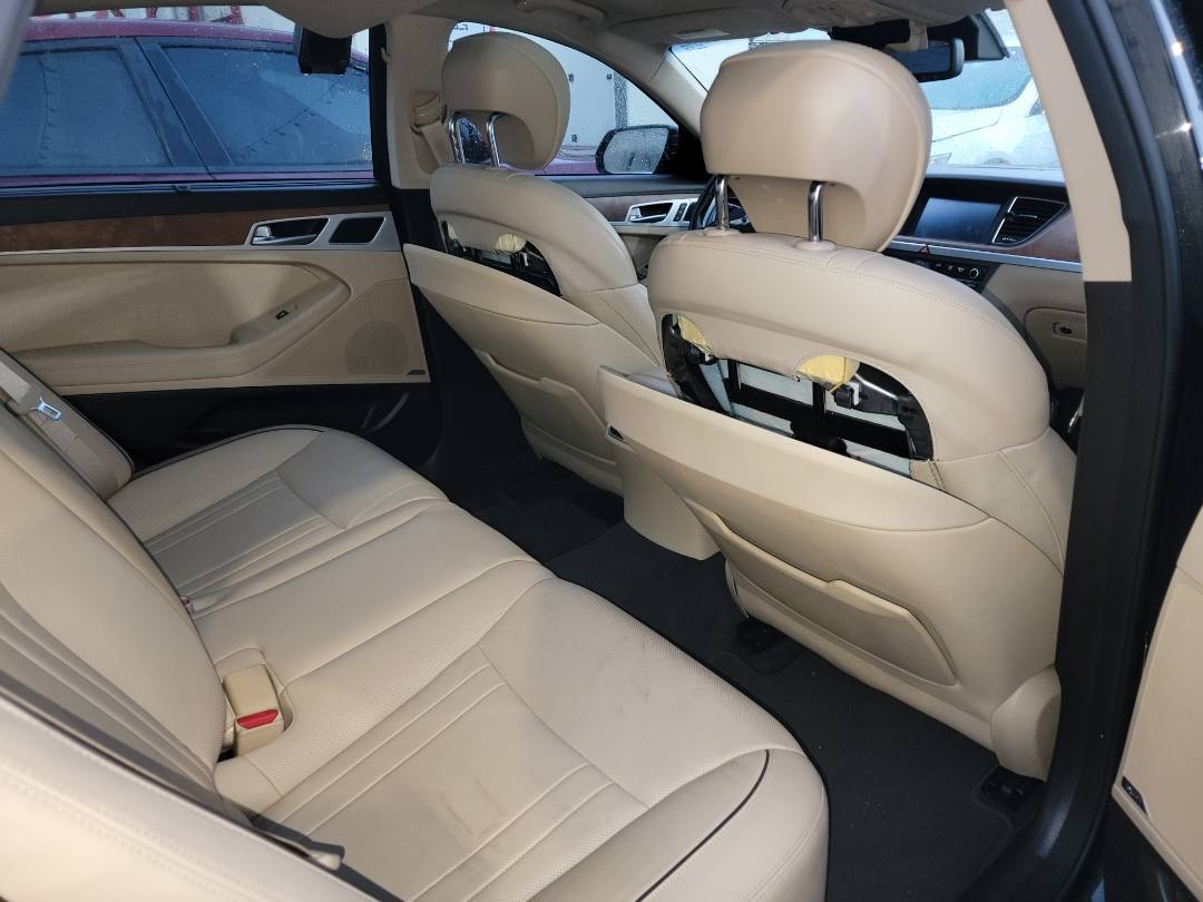 2015 HYUNDAI GENESIS — 157663 Miles — Lot 38185381 - Marhaba Auctions Used Cars - Image 5