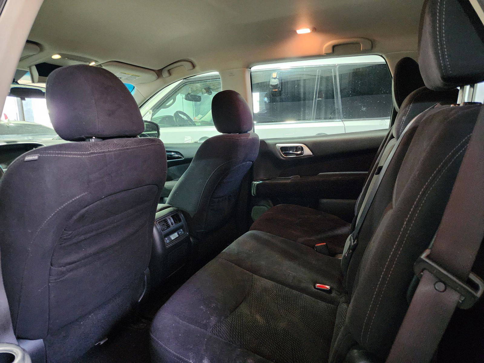 2013 NISSAN PATHFINDER — 144203 Miles — Lot 859471 — Ind. 12 - Marhaba Auctions Used Cars - Image 7