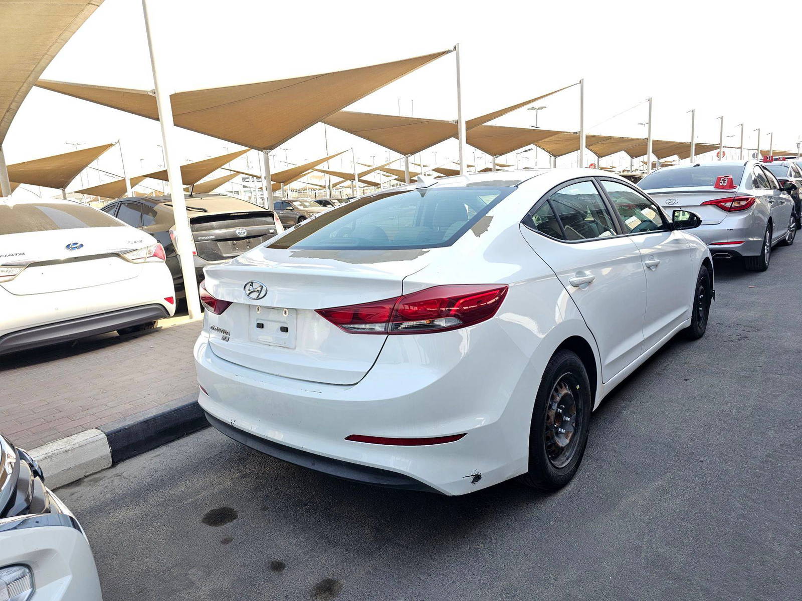 2017 HYUNDAI ELANTRA — 151830 Miles — Lot XHH143850 — Souq - Marhaba Auctions Used Cars - Image 5
