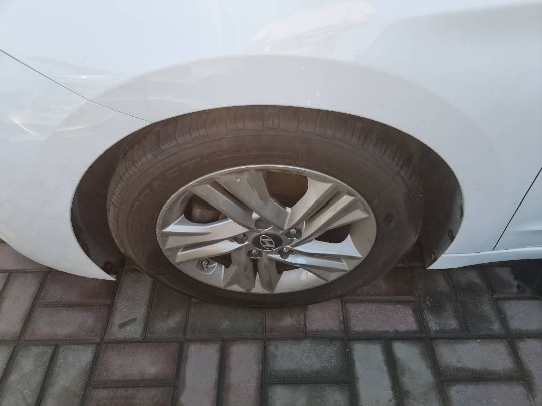 2019 HYUNDAI ELANTRA — 115942 Miles — Lot 423018 — Main - Marhaba Auctions Used Cars - Image 9