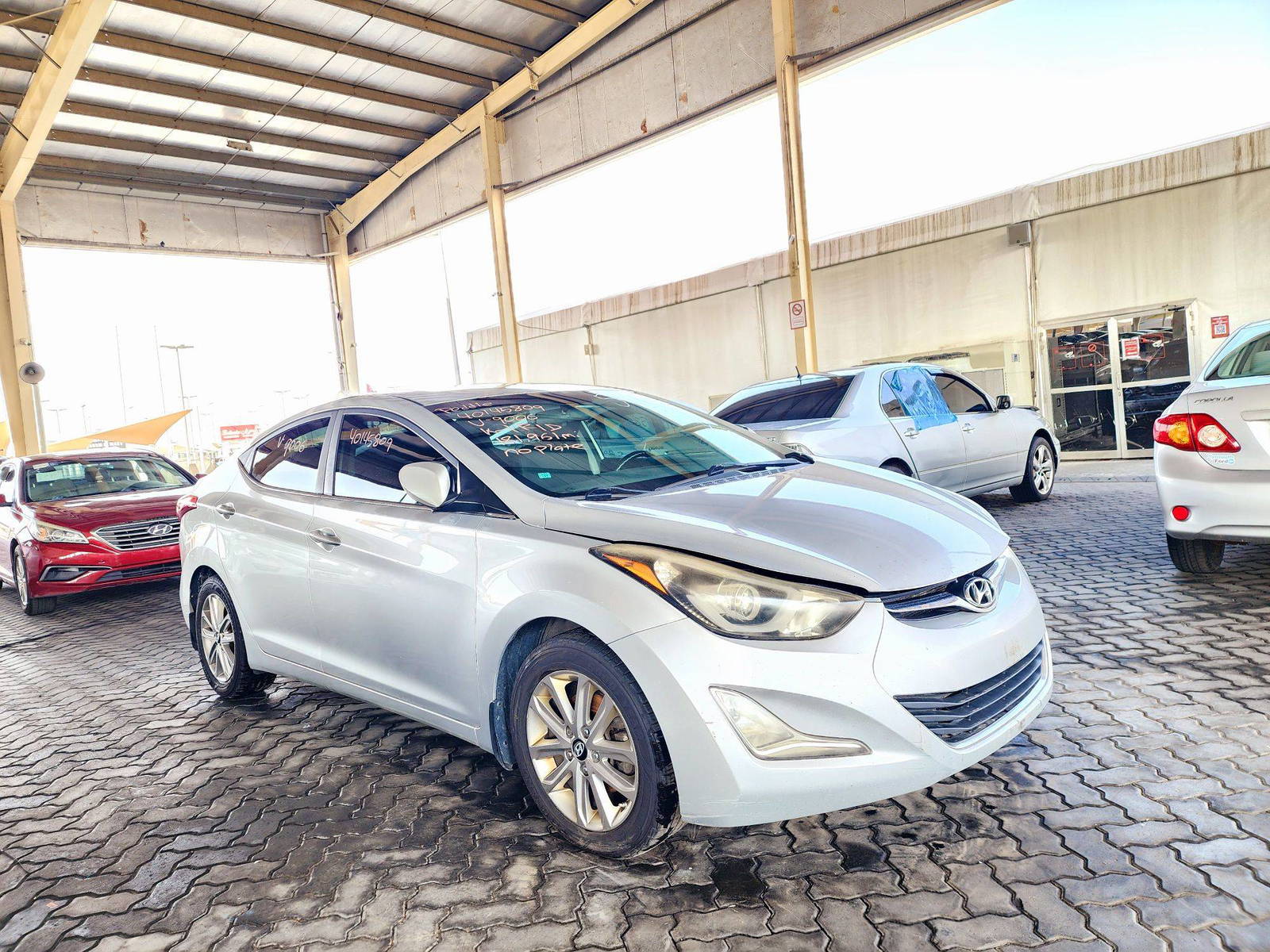 2015 HYUNDAI ELANTRA — 181961 Miles — Lot H599006 — Souq - Marhaba Auctions Used Cars - Image 4