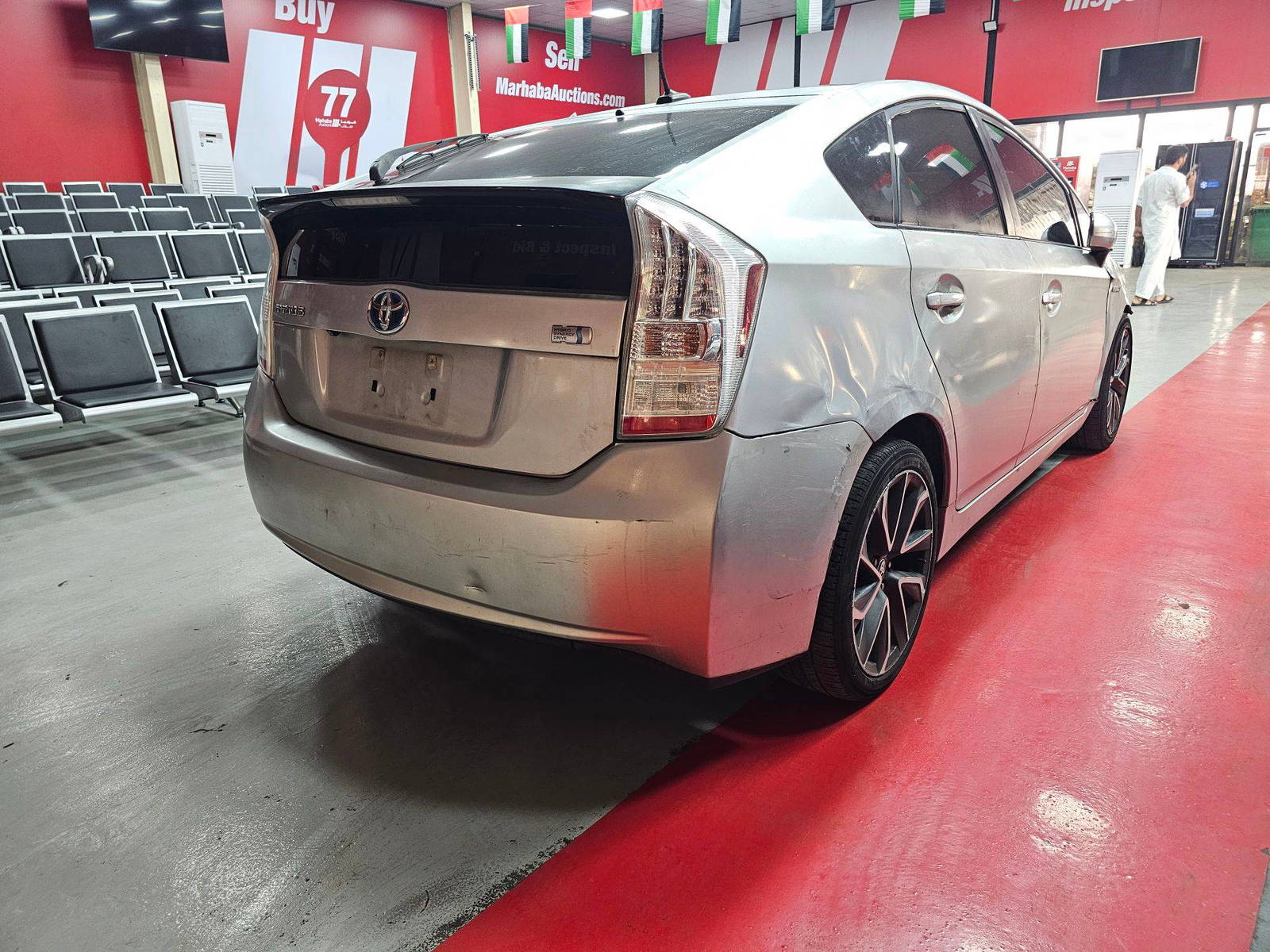 2010 TOYOTA PRIUS — 233340 Miles — Lot 86128485 — Main - Marhaba Auctions Used Cars - Image 5