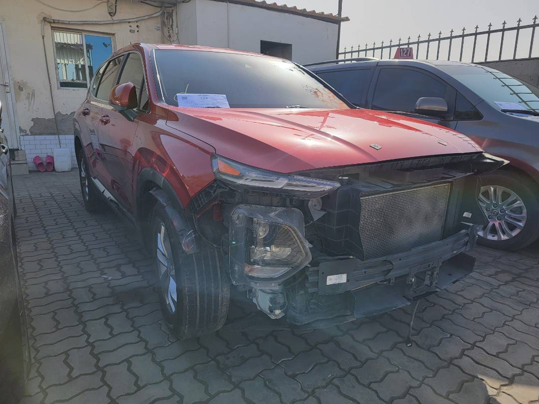 2019 HYUNDAI SANTA FE — 66787 Miles — Lot 83082324 — Souq - Marhaba Auctions Used Cars - Image 4