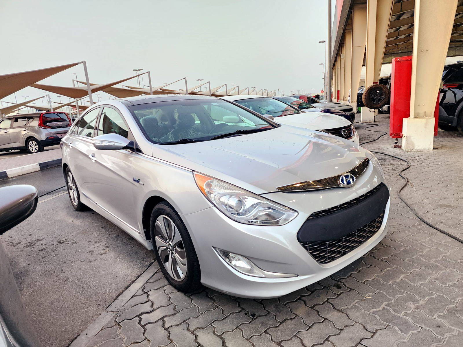 2014 HYUNDAI SONATA — 136766 KM — Lot 6EA111039 — Souq - Marhaba Auctions Used Cars - Image 4