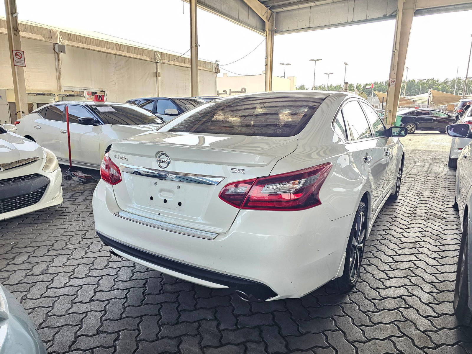 2017 NISSAN ALTIMA — 163647 Miles — Lot AP3HC262328 — Souq - Marhaba Auctions Used Cars - Image 4