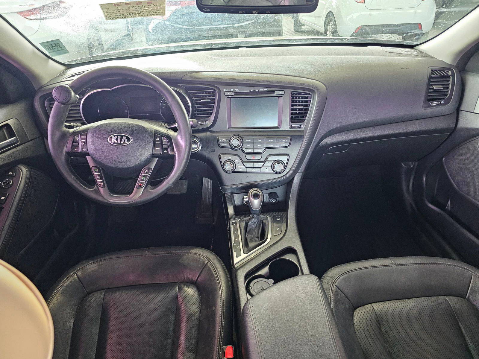 2013 KIA K5 — 151243 KM — Lot 044122 — Souq - Marhaba Auctions Used Cars - Image 7