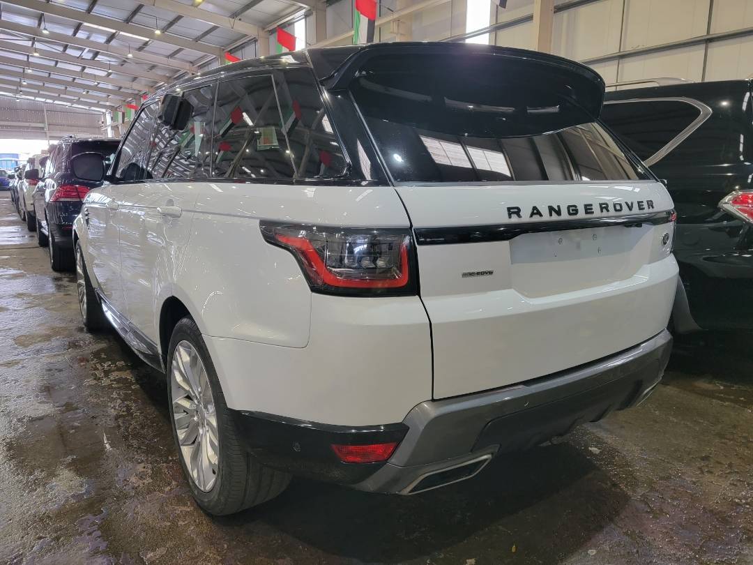 2018 LAND ROVER RANGE ROVER SPORT HSE — 84202 Miles — Lot 39179954 — Main - Marhaba Auctions Used Cars - Image 3
