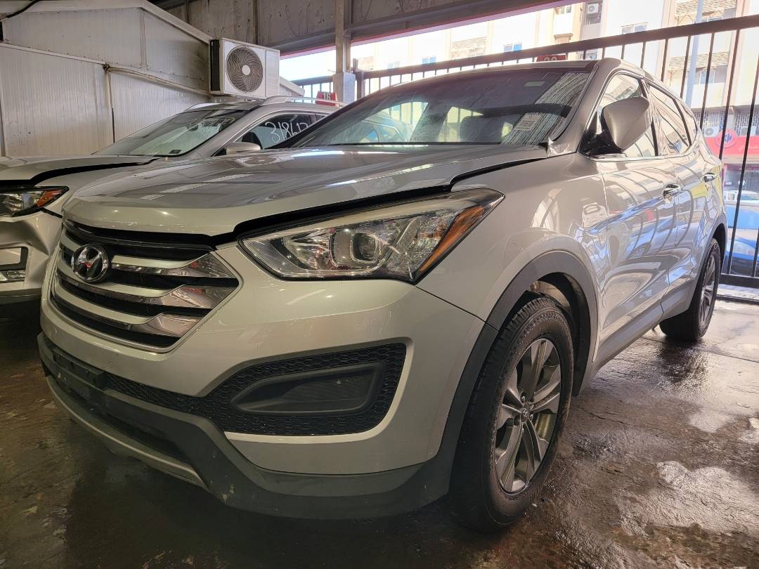 2016 HYUNDAI SANTA FE — 143855 Miles — Lot 49058 — Main - Marhaba Auctions Used Cars - Image 5
