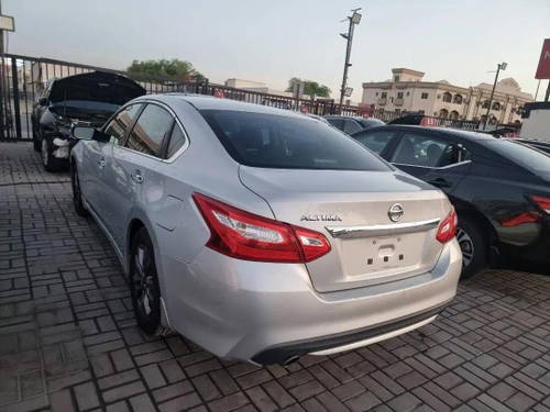 NISSAN ALTIMA