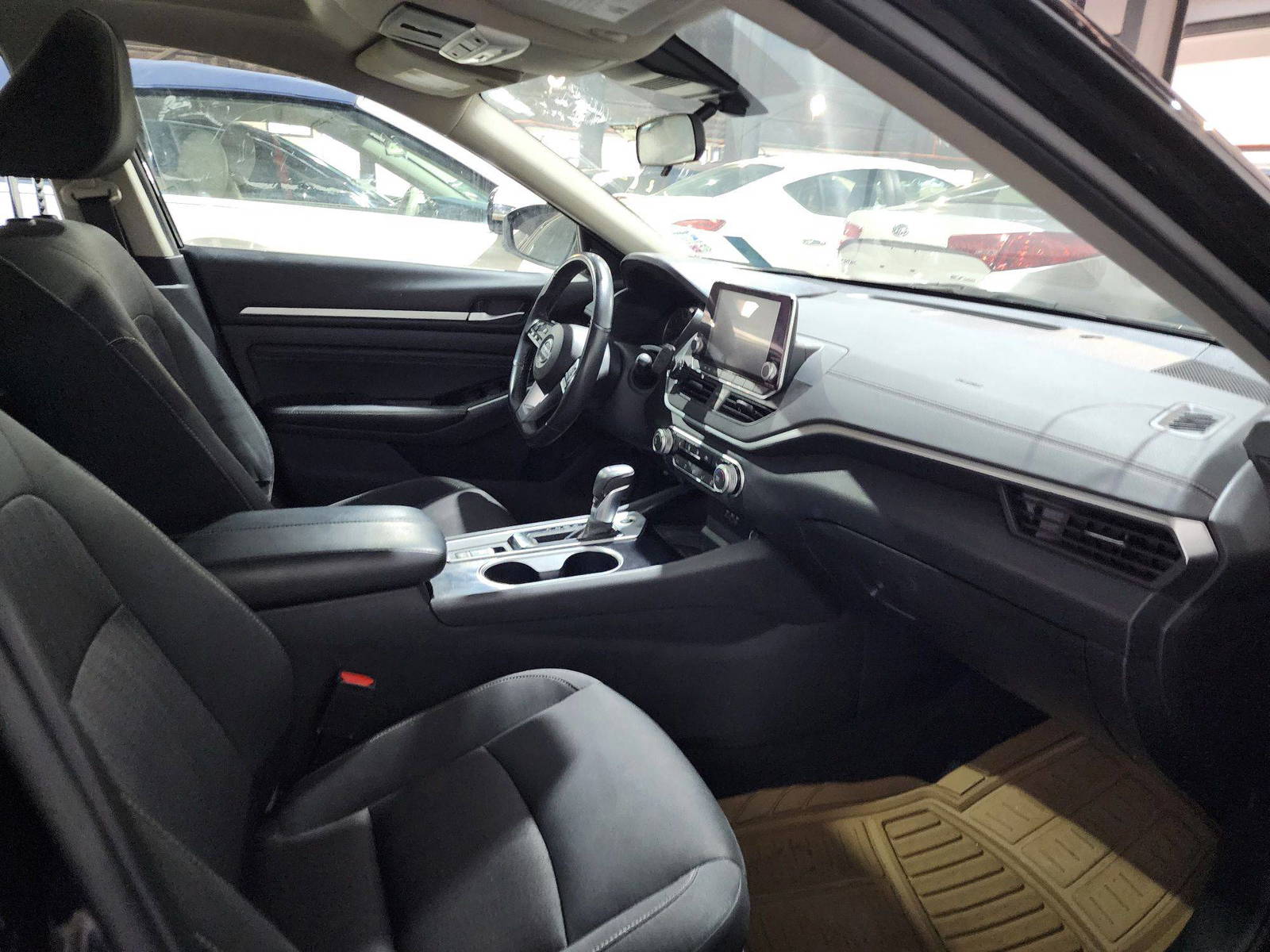 2021 NISSAN ALTIMA — 126559 Miles — Lot 411078 — Ind. 12 - Marhaba Auctions Used Cars - Image 8