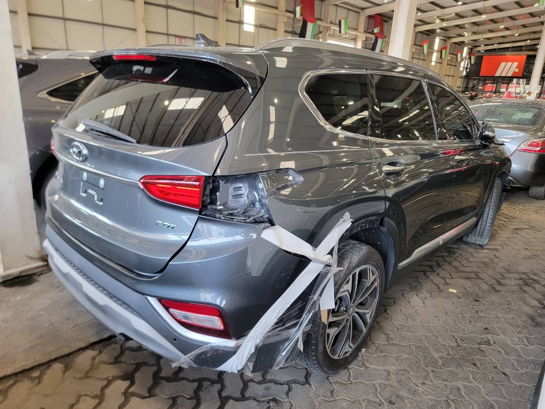 2019 HYUNDAI SANTA FE — 45207 Miles — Lot 68810353 - Marhaba Auctions Used Cars - Image 4
