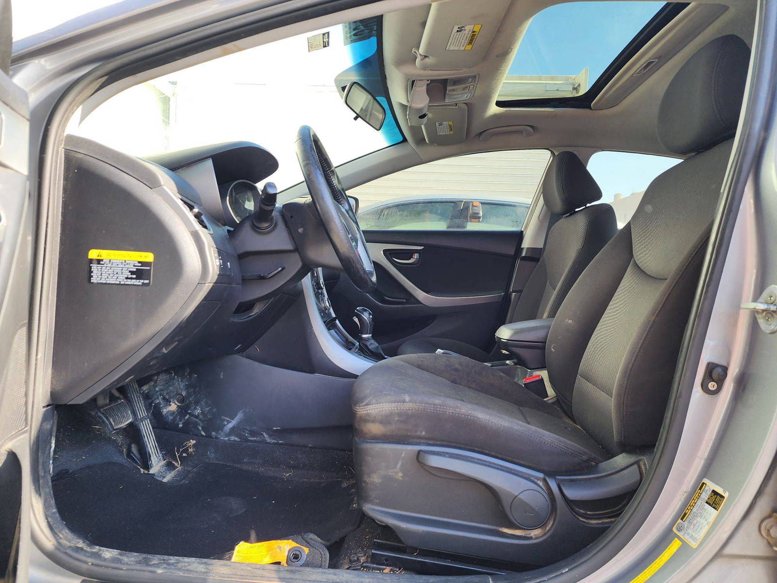 2016 HYUNDAI ELANTRA — 239309 Miles — Lot GU487140 — Souq - Marhaba Auctions Used Cars - Image 9