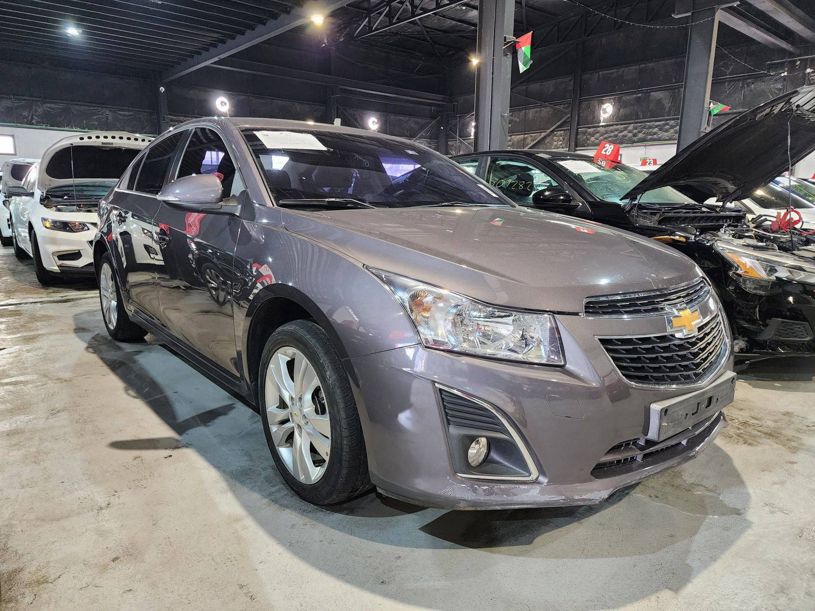 2014 CHEVROLET CRUIZE — 106324 KM — Lot 568729 — Al Quoz - Marhaba Auctions Used Cars - Image 6