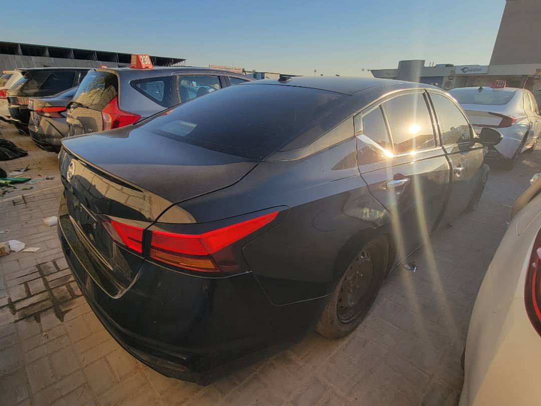 2020 NISSAN ALTIMA — 91411 Miles — Lot 248189 — Main - Marhaba Auctions Used Cars - Image 3