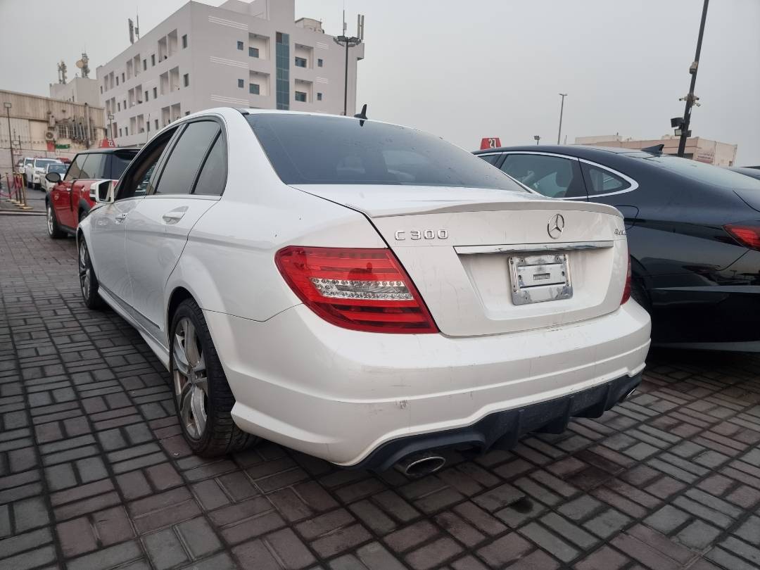 MERCEDES BENZ C300 2013 - Marhaba Auction Used Cars - Image 5