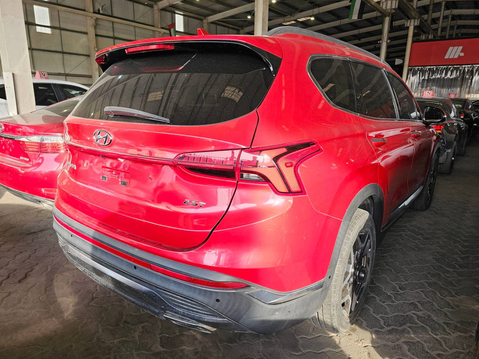 Hyundai Santa Fe 2022 view 2