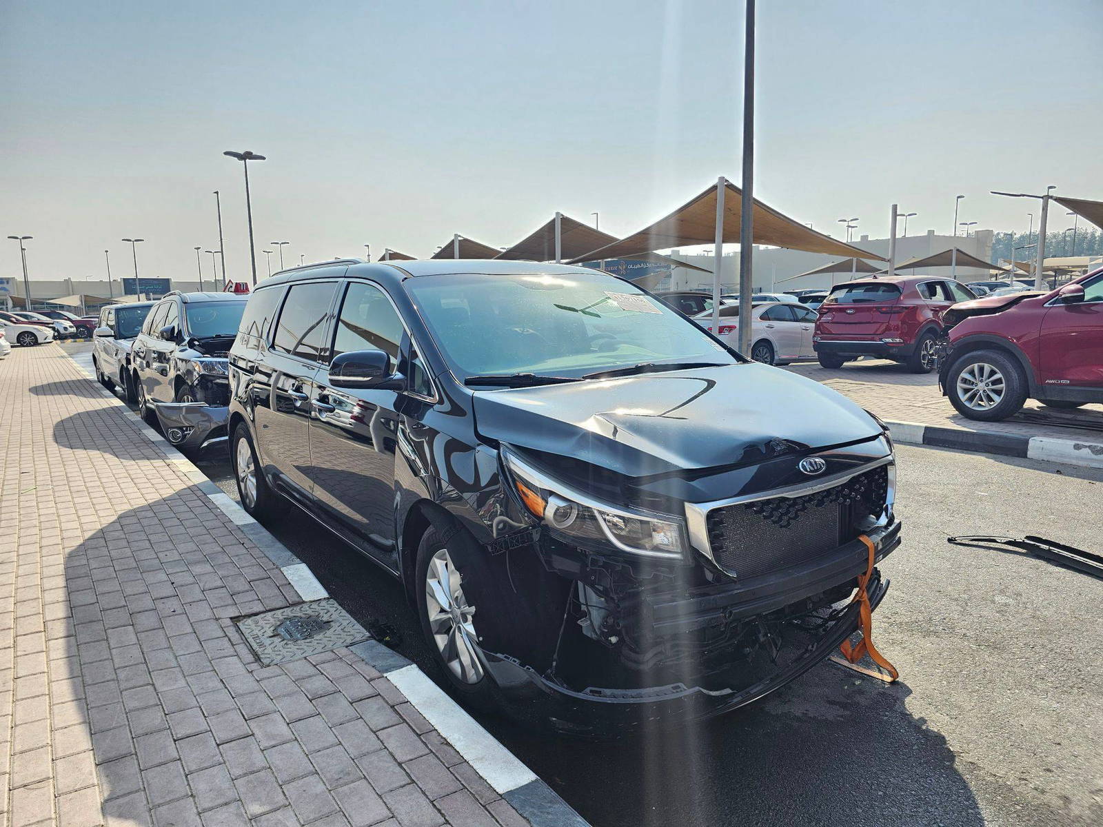 2017 KIA SEDONA — 77309 Miles — Lot 41797159 — Souq - Marhaba Auctions Used Cars - Image 4