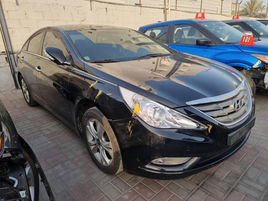 2011 HYUNDAI SONATA — 152180 KM — Lot 215487 — Ind. 12 - Marhaba Auctions Used Cars - Image 3