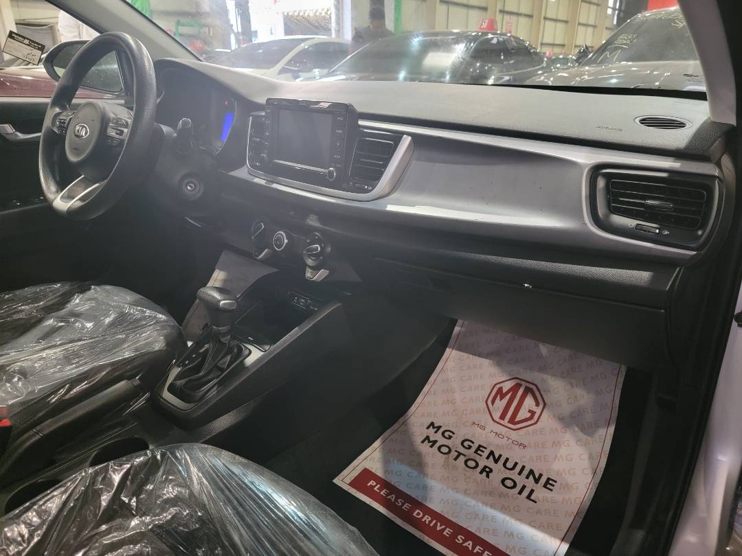 2020 KIA RIO — 102467 Miles — Lot LE263005 - Marhaba Auctions Used Cars - Image 6