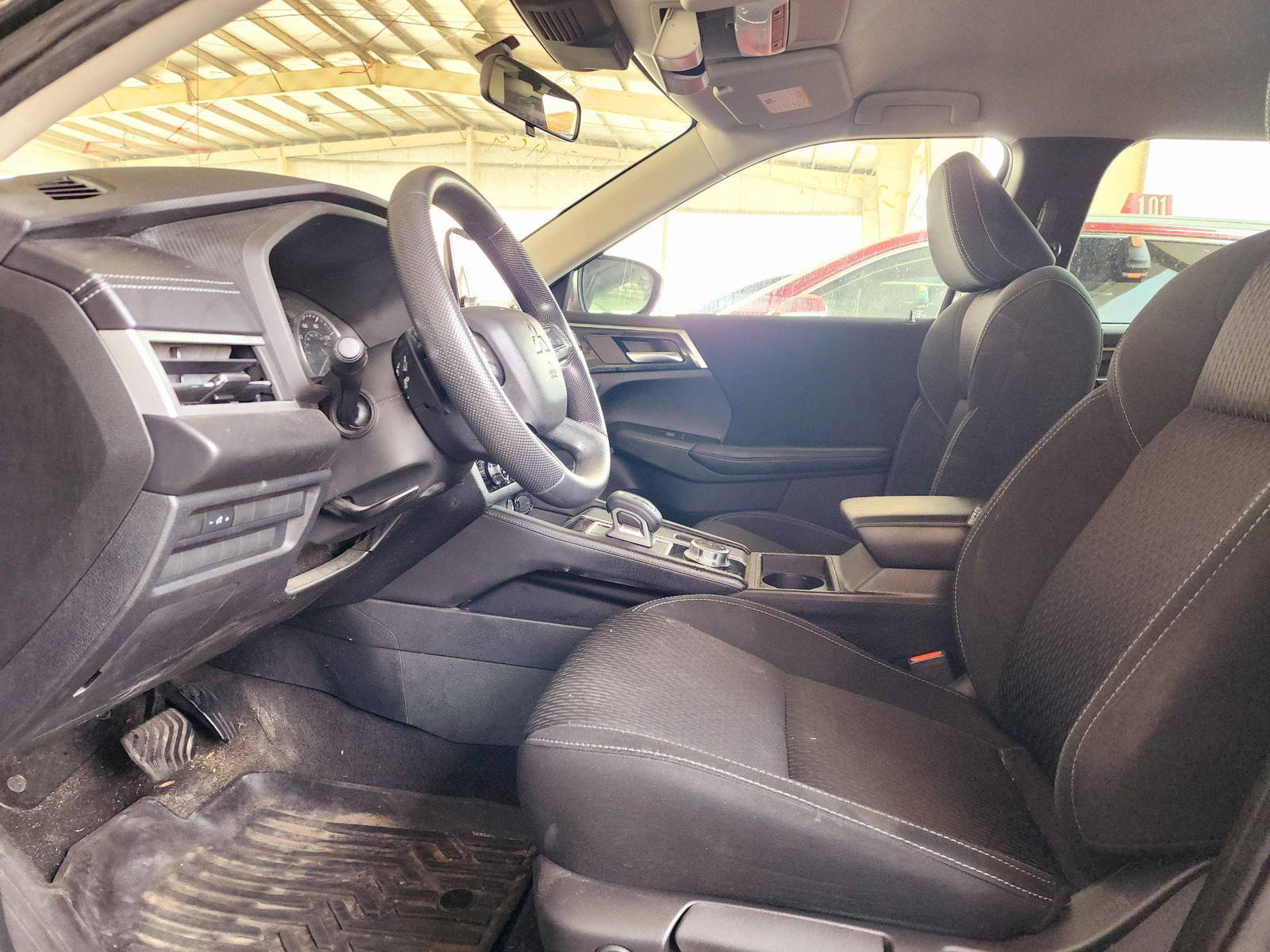 2022 MITSUBISHI OUTLANDER — 94858 Miles — Lot 41239469 — Souq - Marhaba Auctions Used Cars - Image 8