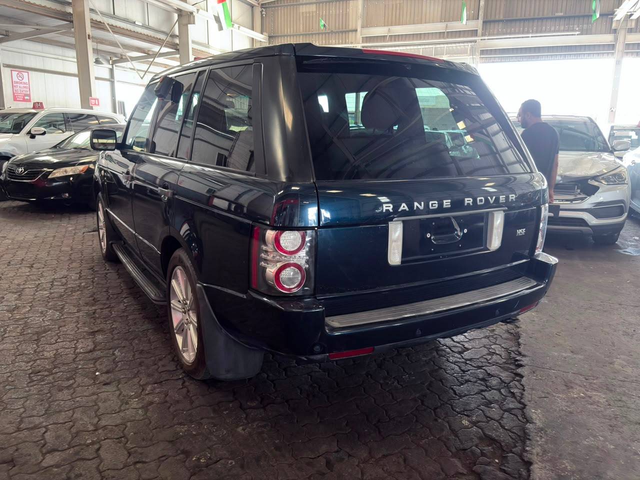 2011 LAND ROVER RANGE ROVER HSE — 172280 Miles — Lot 48BA336455 — Main - Marhaba Auctions Used Cars - Image 4