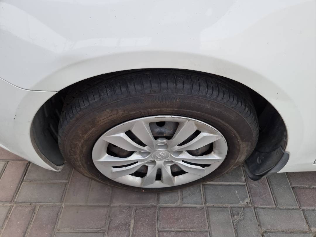 2011 HYUNDAI SONATA — 161519 Miles — Lot 114172 — Main - Marhaba Auctions Used Cars - Image 9