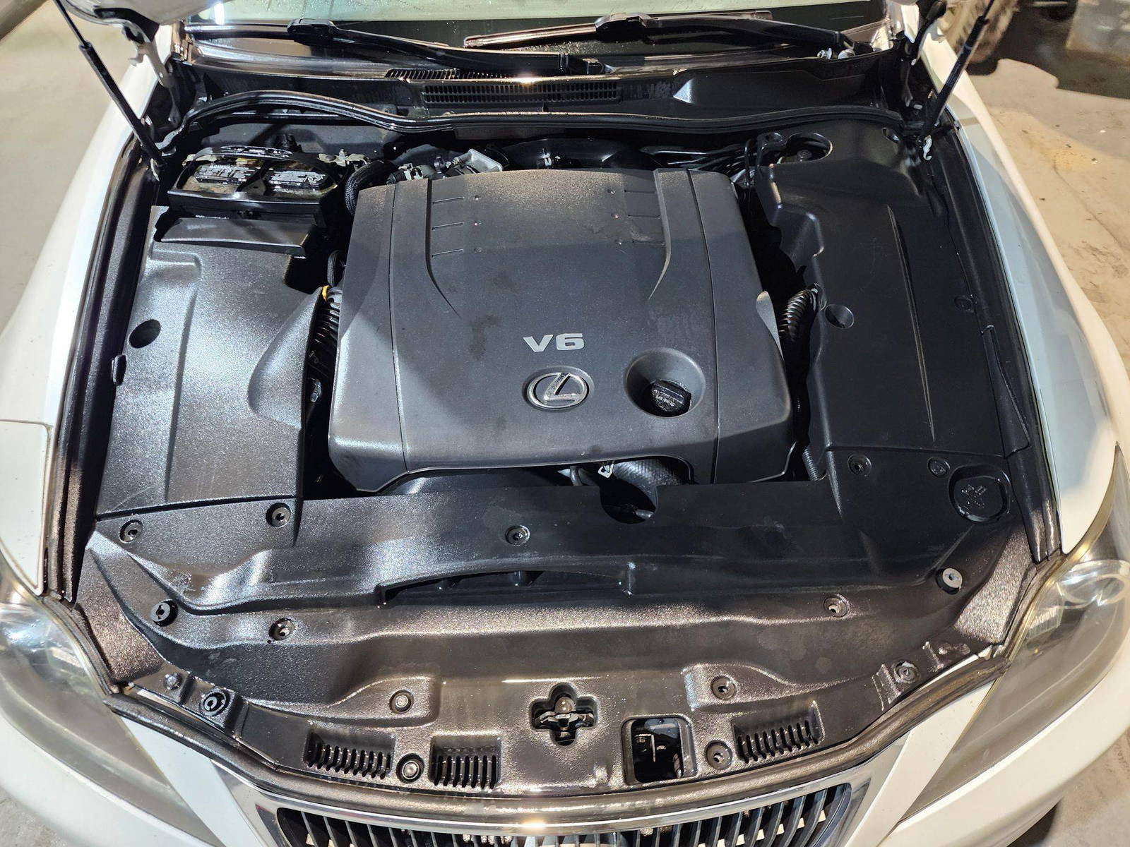 2011 LEXUS IS 250 — 208424 Miles — Lot 57424994 — Al Quoz - Marhaba Auctions Used Cars - Image 11