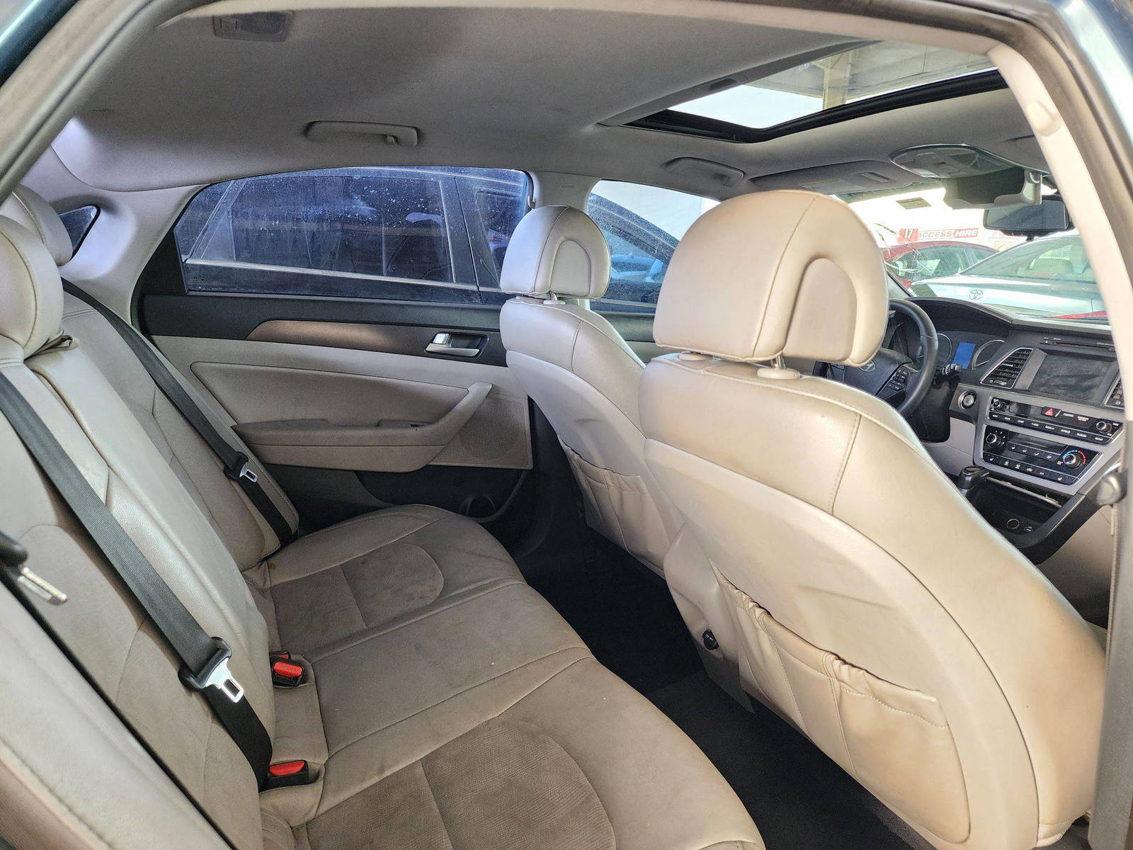 2016 HYUNDAI SONATA — 146908 Miles — Lot 49927214 — Souq - Marhaba Auctions Used Cars - Image 4