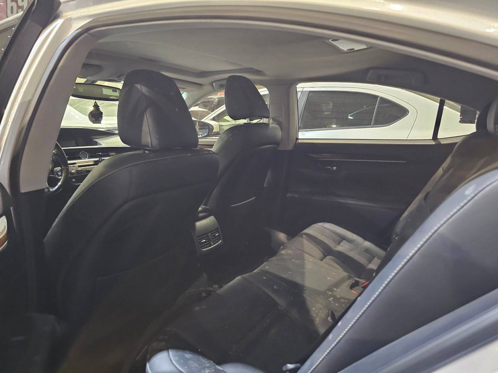 2015 LEXUS ES 350 — 98470 Miles — Lot 2200844 — Main - Marhaba Auctions Used Cars - Image 7