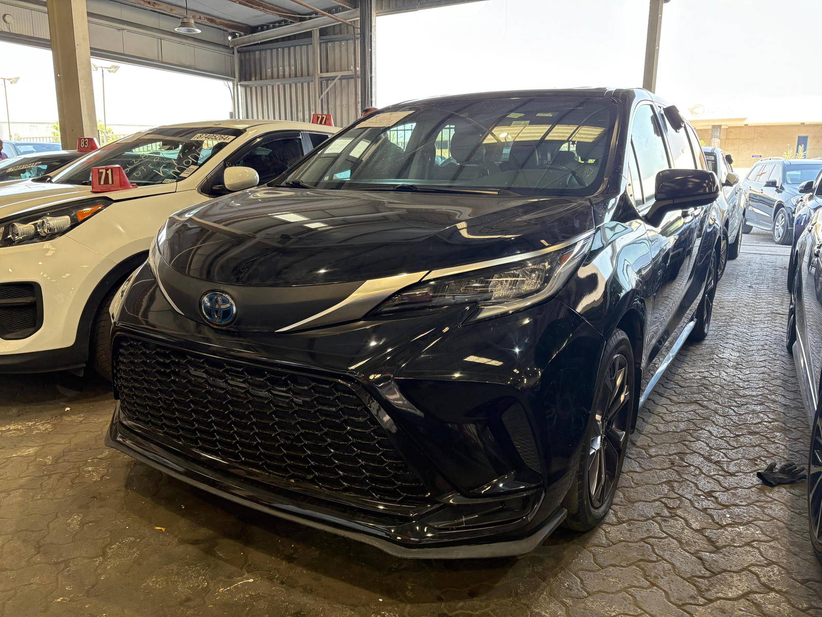 TOYOTA SIENNA 2022 - Marhaba Auction Used Cars - Image 3