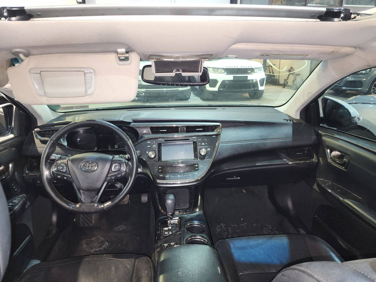 2017 TOYOTA AVALON — 113193 Miles — Lot 59730605 — Al Quoz - Marhaba Auctions Used Cars - Image 7