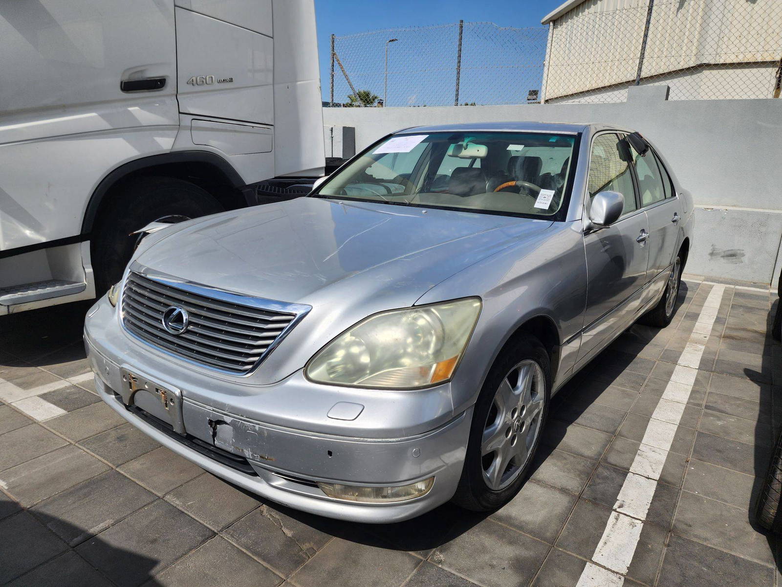 2004 LEXUS LS 430 — 141874 Miles — Lot 2105487 — Souq - Marhaba Auctions Used Cars - Image 3