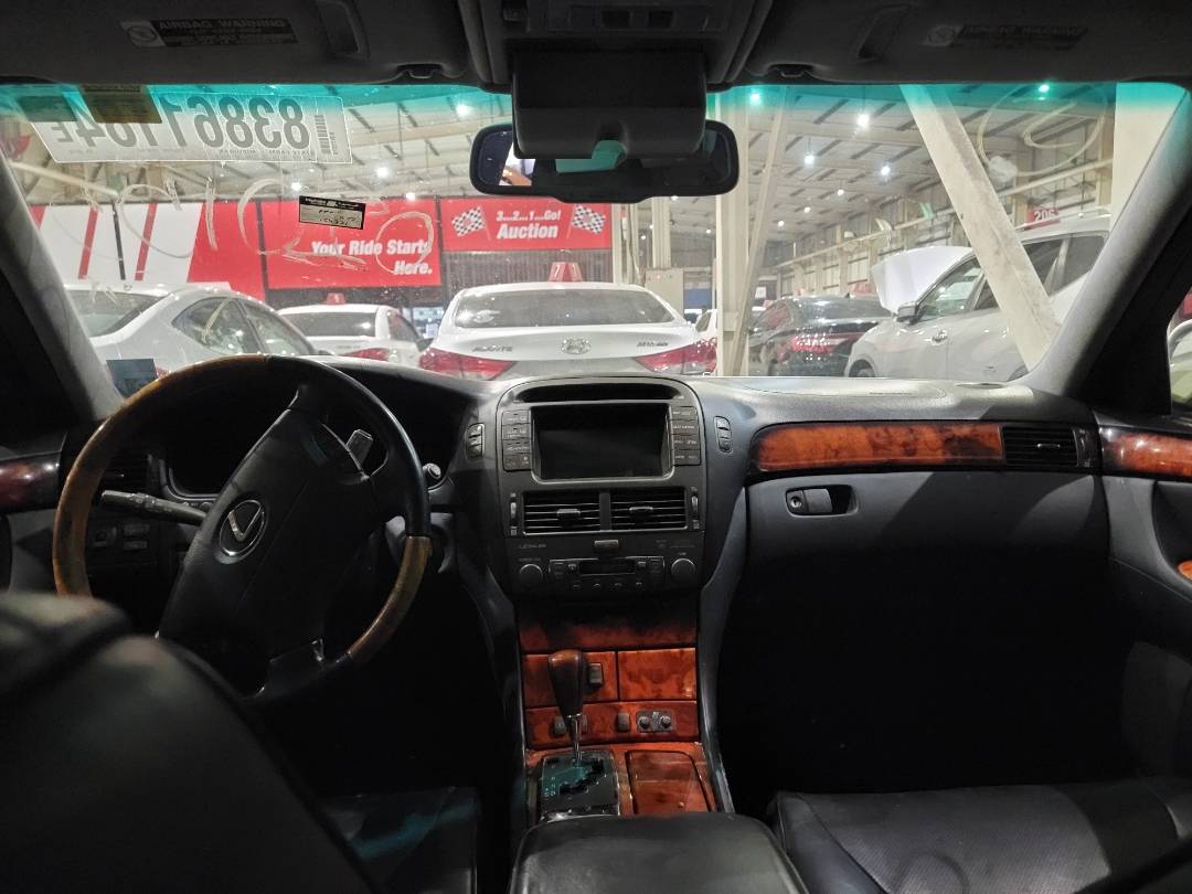 2005 LEXUS LS 430 — 154771 Miles — Lot 5020155 — Main - Marhaba Auctions Used Cars - Image 7