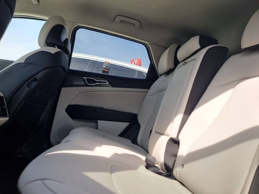 KIA SPORTAGE 2023 - Marhaba Auction Used Cars - Image 6