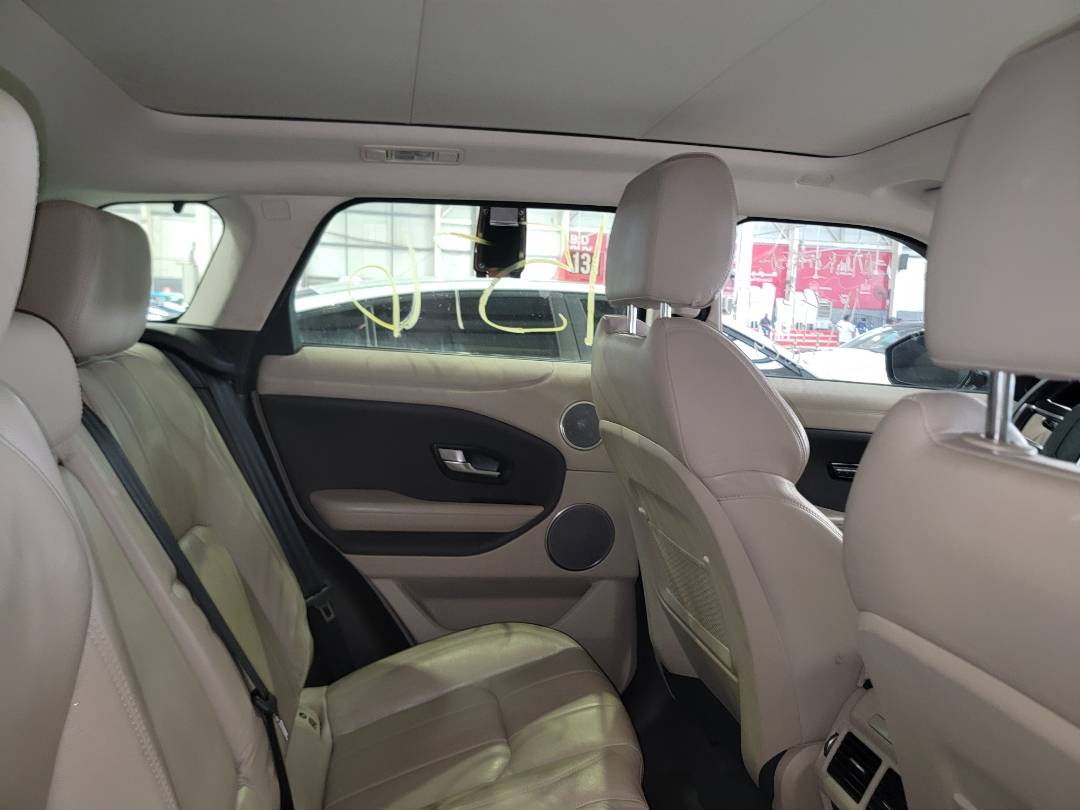 2018 LAND ROVER RANGE ROVER EVOQUE SE — 60735 Miles — Lot 37671576 - Marhaba Auctions Used Cars - Image 5