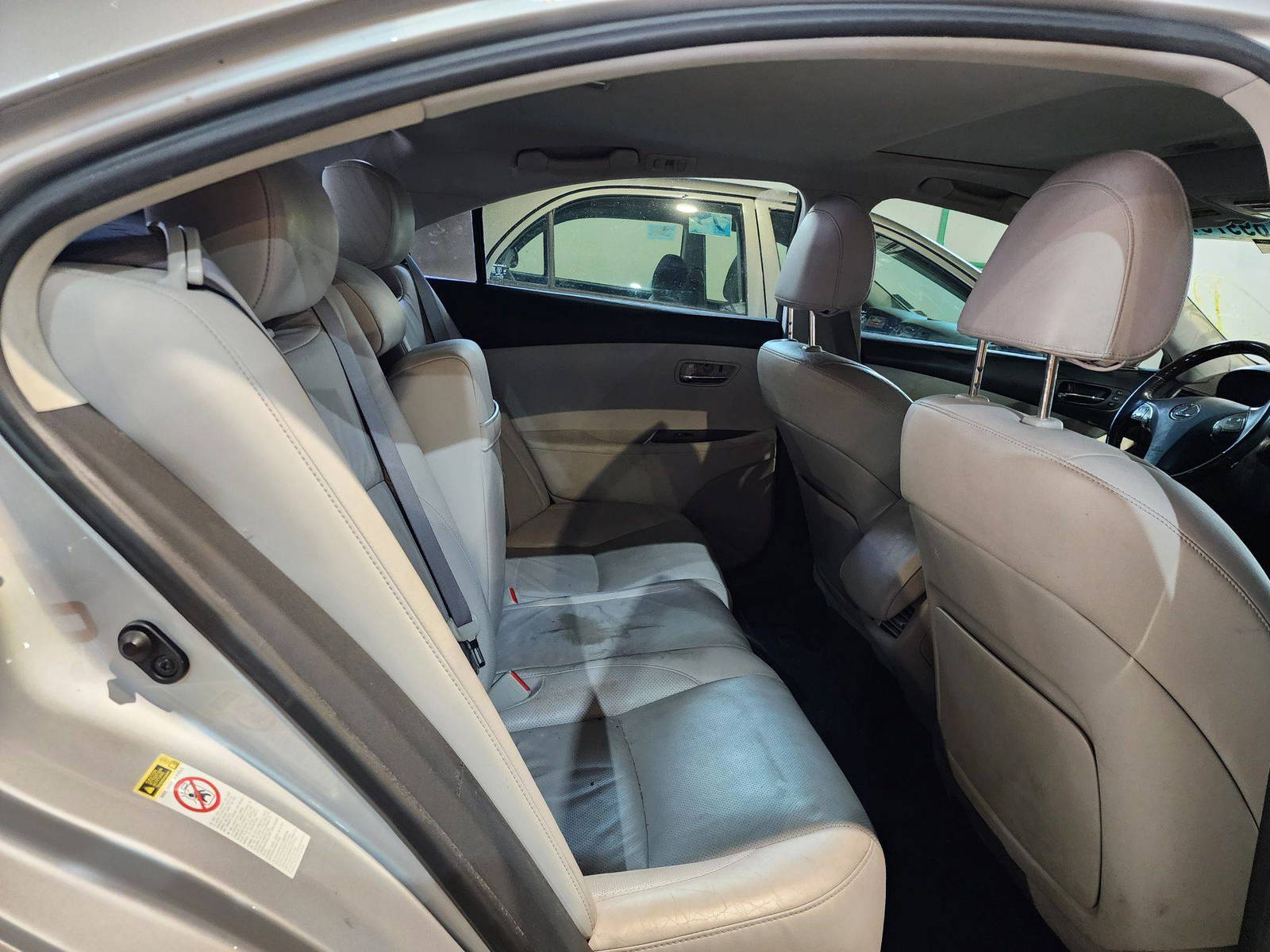 2011 LEXUS ES 350 — 179105 Miles — Lot 446801 — Al Quoz - Marhaba Auctions Used Cars - Image 7