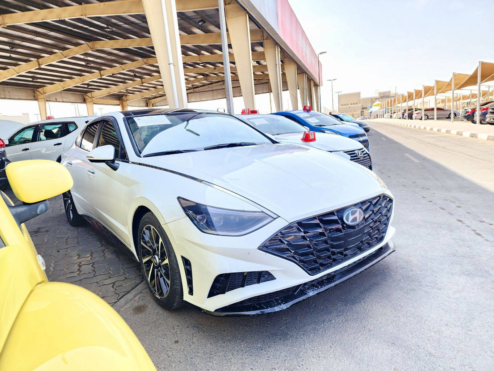 2020 HYUNDAI SONATA — 148610 Miles — Lot 013565 — Souq - Marhaba Auctions Used Cars - Image 3