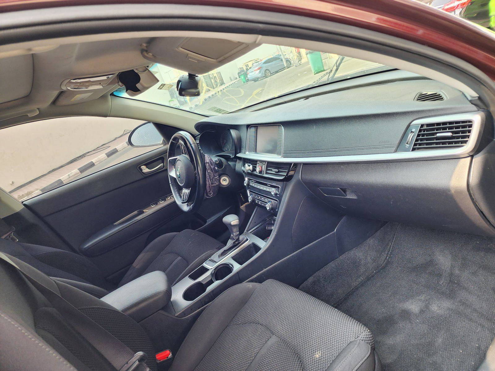 2019 KIA OPTIMA — 80127 Miles — Lot KG334049 — Souq - Marhaba Auctions Used Cars - Image 5